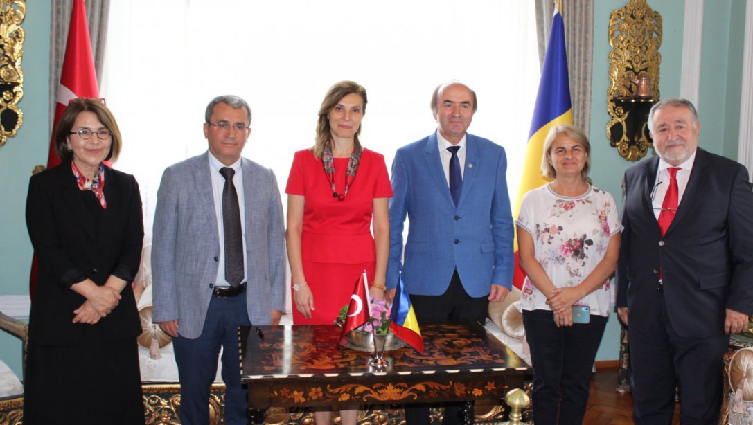 T.C. Bükreş Büyükelçiliği ve Yaş Alexandru İoan Cuza Üniversitesi arasında İşbirliği Anlaşması 