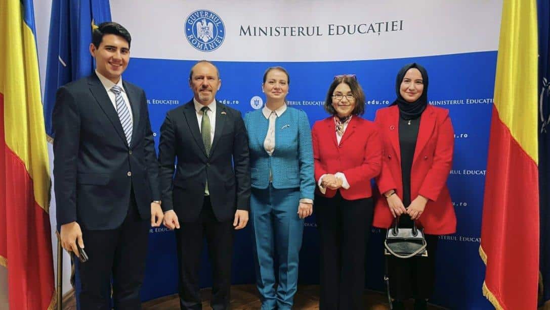 Romanya Milli Eğitim Bakanı Sayın Ligia Deca'yı Ziyaret